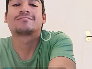ArmandoDG18 live webcam thumbnail