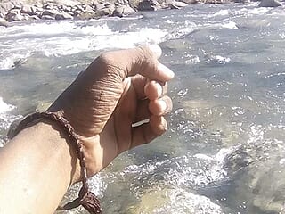 Aryanak00786 live webcam thumbnail