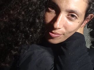 arianahillt live webcam thumbnail