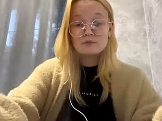 arianawarmington live webcam thumbnail
