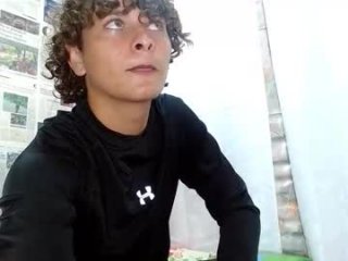 arielnoir6958 live webcam thumbnail