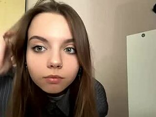 armandahaley live webcam thumbnail