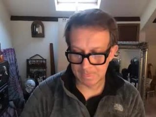 artisterotic live webcam thumbnail