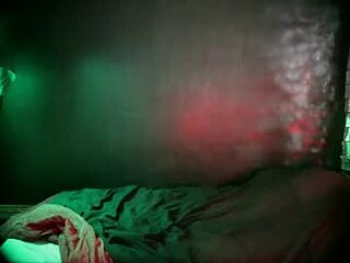 artisticmodel live webcam thumbnail