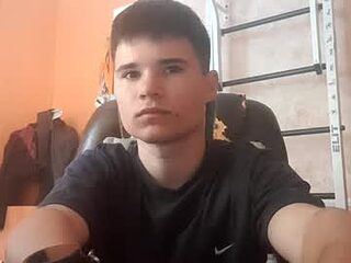 arvyn_ live webcam thumbnail