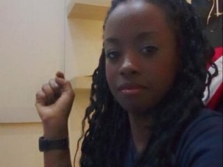 AshleyMontana live webcam thumbnail