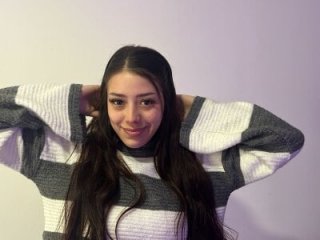 AshleyWinslow live webcam thumbnail