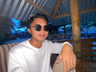 Asian_cummer08 live webcam thumbnail