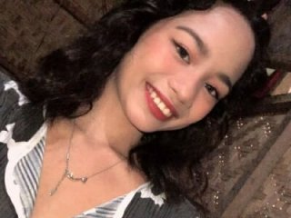 Asianpinay_Skinny1818 live webcam thumbnail