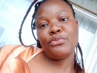 AssQueenXX40 live webcam thumbnail