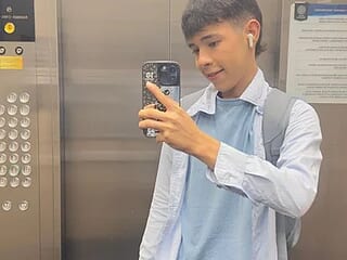 ash_ka live webcam thumbnail