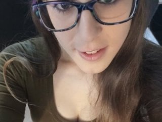 ashlynmay99 live webcam thumbnail