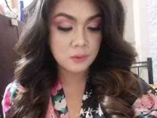 asiankatyhuge live webcam thumbnail