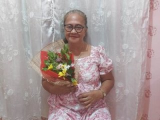 asianmom70 live webcam thumbnail