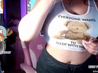 asstasticgamer live webcam thumbnail