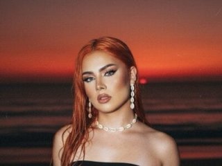 astridjonness live webcam thumbnail
