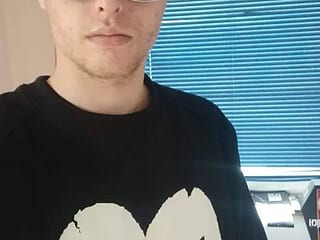 Atzekevin1998 live webcam thumbnail