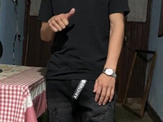 attractive-sexx live webcam thumbnail