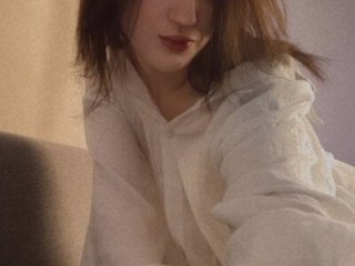 AundreaMarsell live webcam thumbnail