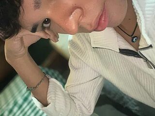 Austin_twink live webcam thumbnail