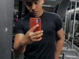 augustboyy live webcam thumbnail
