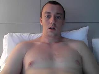 augustlovexxx live webcam thumbnail