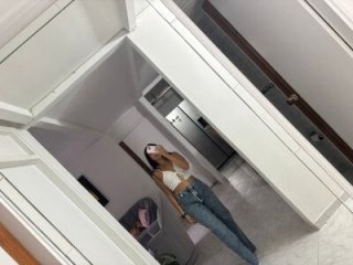 aurora_smith7 live webcam thumbnail