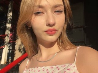 AveryBerkson live webcam thumbnail