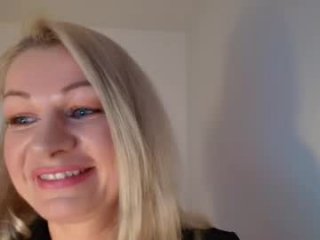 avaluxe_ live webcam thumbnail