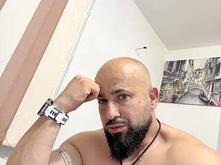 aviaboy live webcam thumbnail