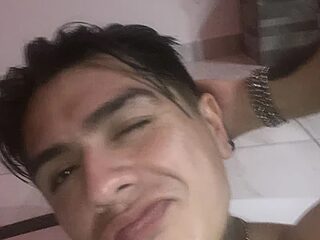 Axlxx666 live webcam thumbnail