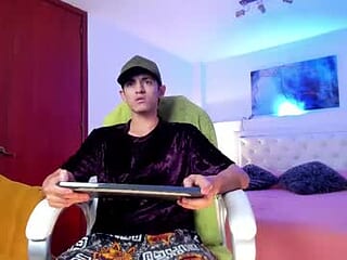 axelfalcon live webcam thumbnail