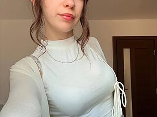 AyanaDesire live webcam thumbnail
