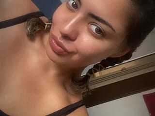Aylin_Sugar live webcam thumbnail
