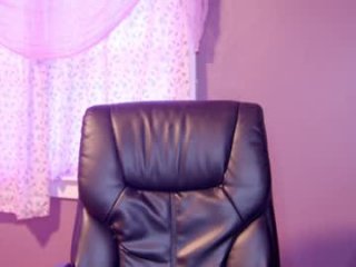 aynmarie live webcam thumbnail