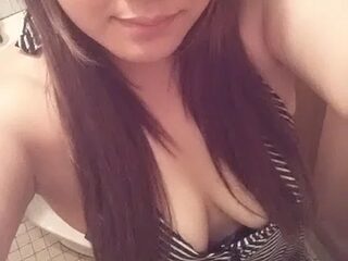 ayumidesu live webcam thumbnail
