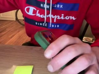 aze499197 live webcam thumbnail