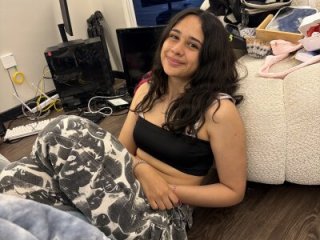 BabyKathy live webcam thumbnail