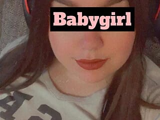 BabygirlundMacker live webcam thumbnail
