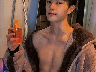 Badboy666888 live webcam thumbnail