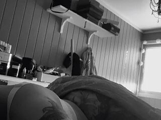 Badgirlbella live webcam thumbnail