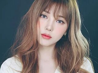 Bae_Qi live webcam thumbnail