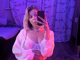 Balerinacappuccinoo_ live webcam thumbnail