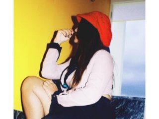 babe_doll2000 live webcam thumbnail
