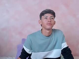 baby_noaht live webcam thumbnail