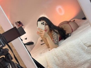 babyy_nicols_m live webcam thumbnail