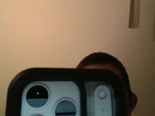 badassguy884159 live webcam thumbnail