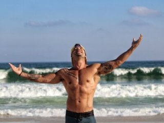 badbrown live webcam thumbnail