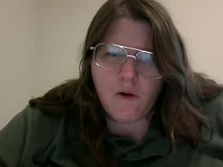 bbwlittlebear live webcam thumbnail