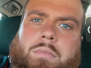 Bear2323 live webcam thumbnail
